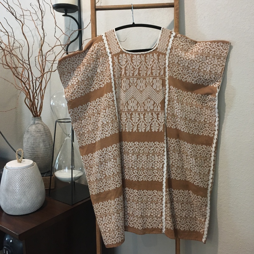 Embroidered Tunic - Huipil Lujo